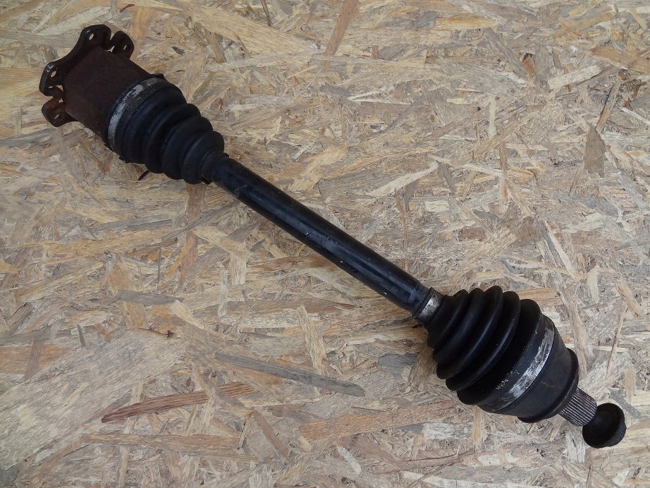 фото №1, Привідний вал перед 4e0407271n audi a8 d3