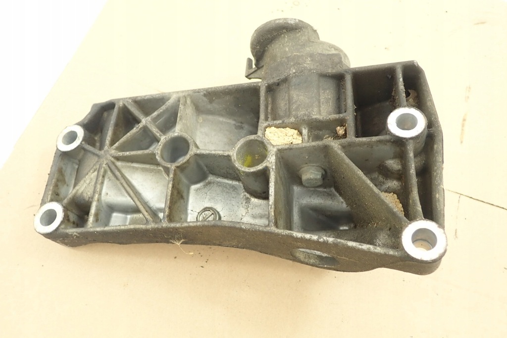 фото №7, Кронштейн кронштейн кронштейн генератора 030145189h