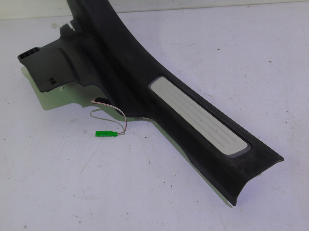 фото №2, Volvo s90 лівий пластик поріг 31377618