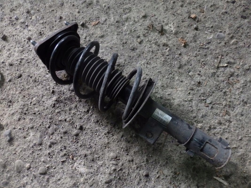 Купить Амортизатор левый перед hyundai i30 2012- 1.4 ben