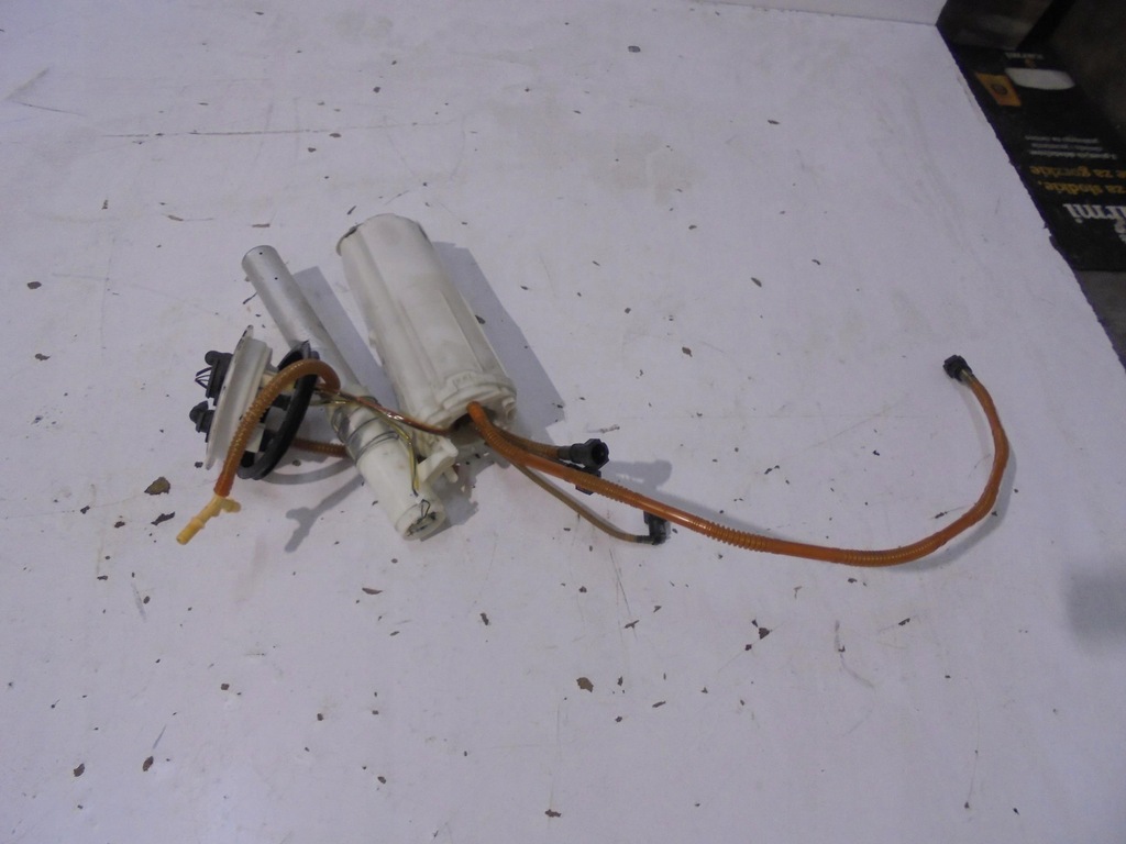 фото №1, Насос пального audi a8 d3 lift 3.2 fsi