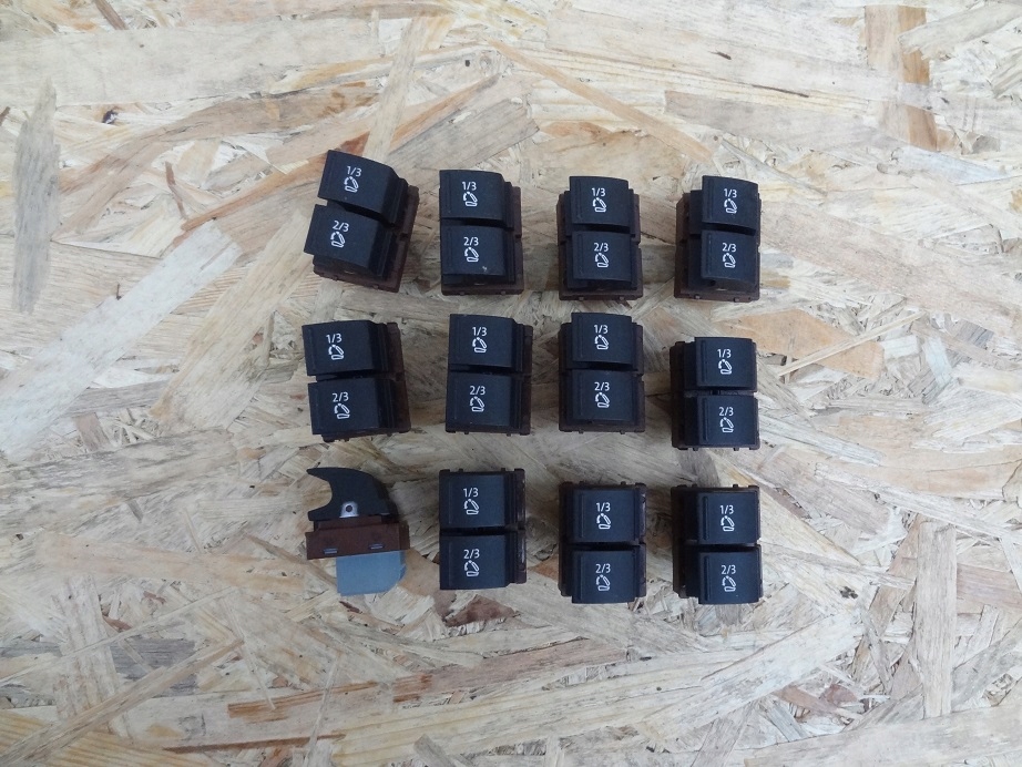 фото №1, Кнопка складывания сидений volkswagen оригинальный номер 7p6959519a