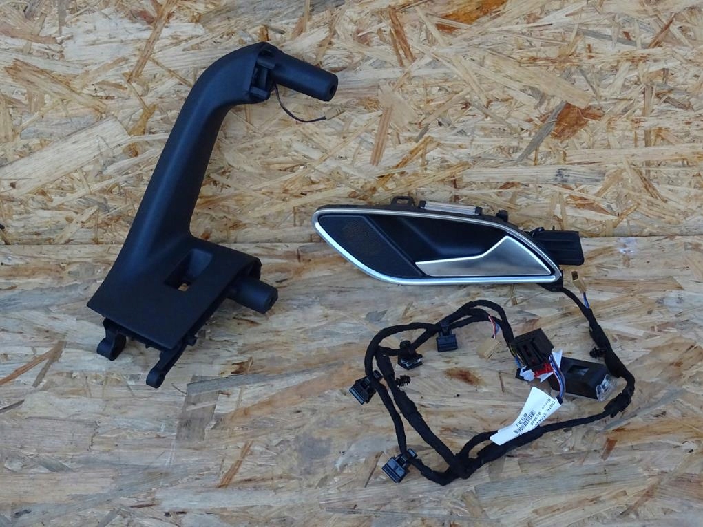 фото №1, Audi q3 8u lift ручка ручка жгут дверь правая задняя задняя led 8u0971693j
