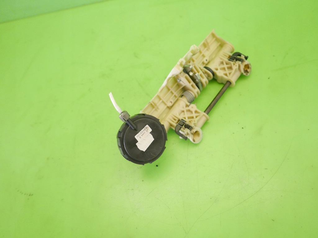 фото №10, Механизм подголовник задняя левый mercedes w220 s400 98-