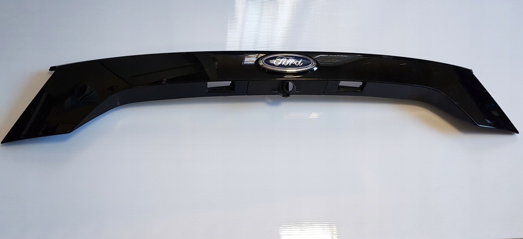 фото №1, Накладка крышки ford kuga mk2 lift pod камера x