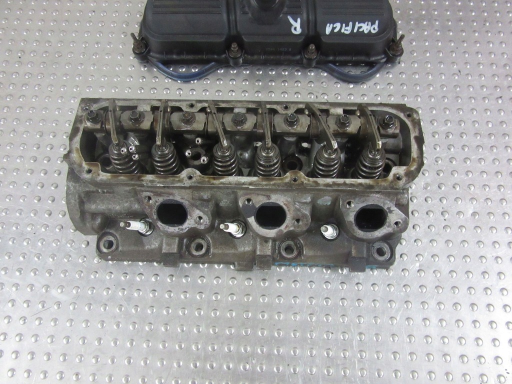 фото №8, Chrysler pacifica 3.8i 2004 головка двигуна