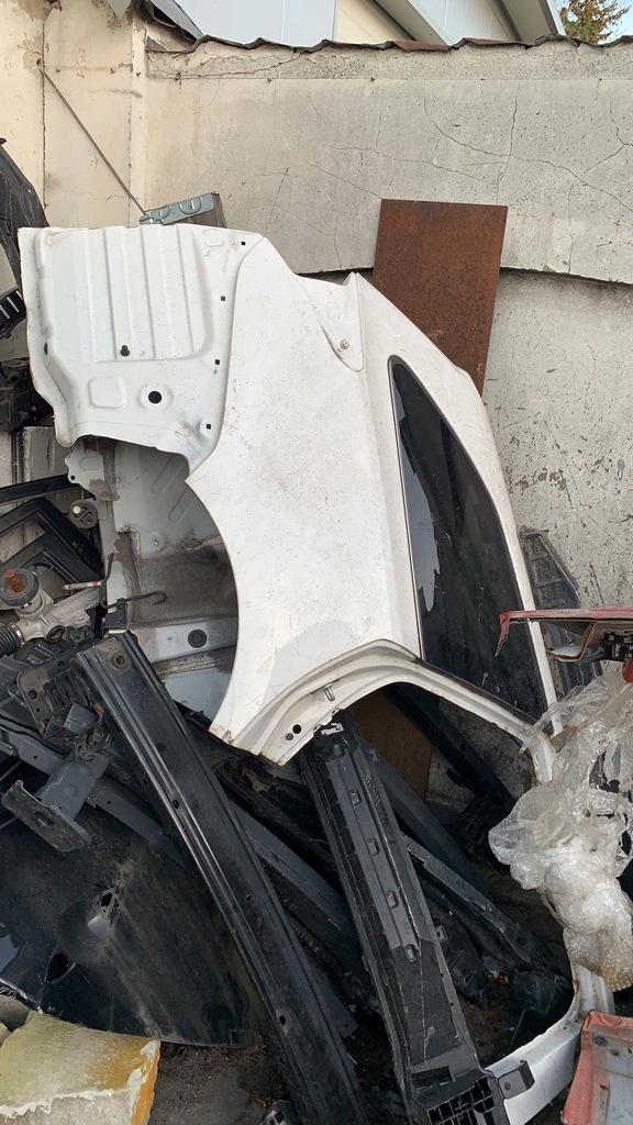 фото №1, Toyota auris 2014- kombi крыло задняя правый