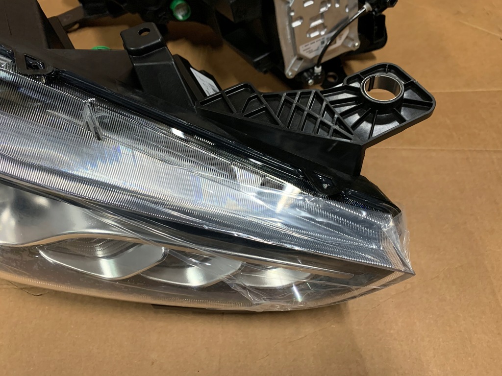 фото №8, Nowa лампа ксенон maserati ghibli eu оригінал