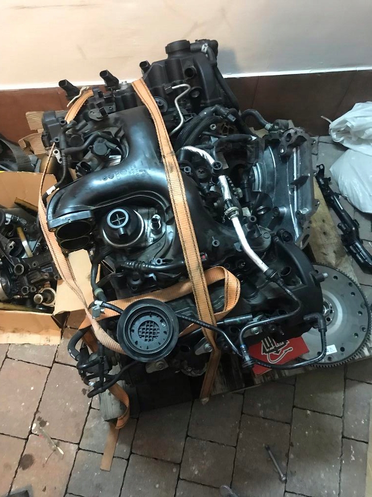 фото №1, Audi a6c7 3,0tdi cvub головка 059253en