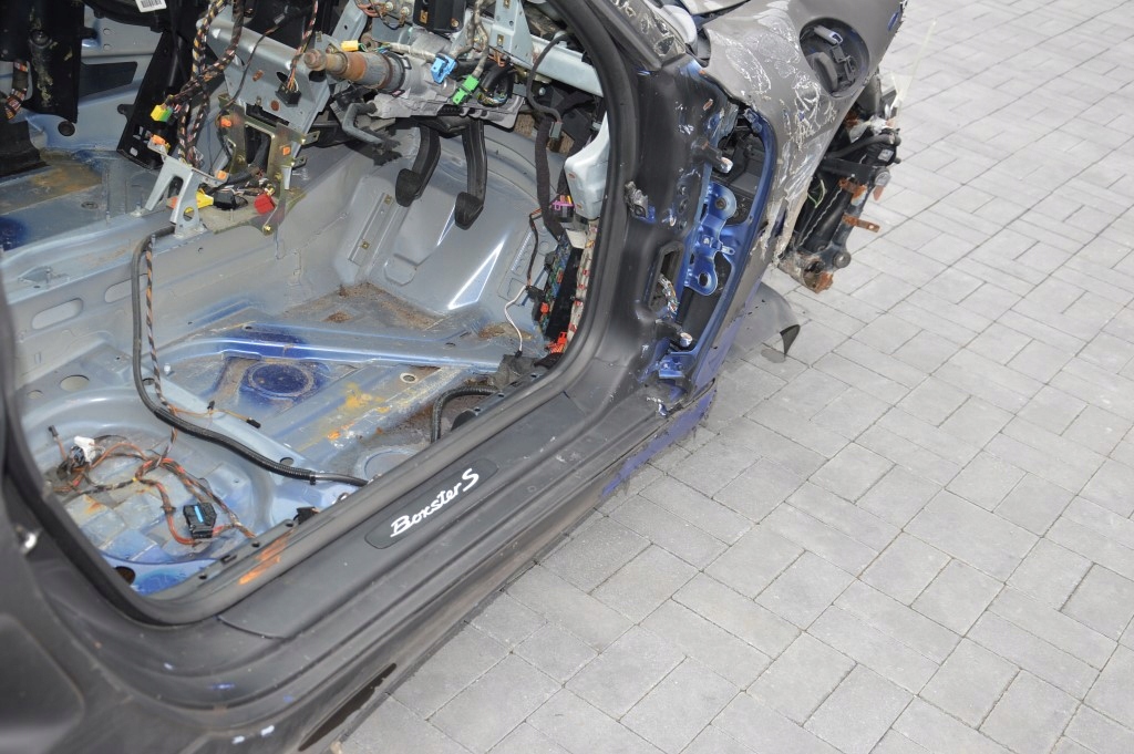 фото №1, Porsche boxster 986 поріг блок двигуна чверть права