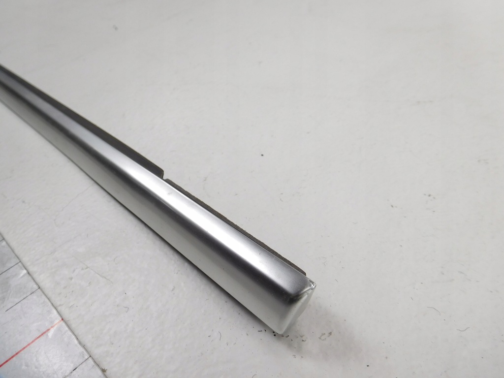 фото №5, Молдинг декоративна лівих двері volvo xc60 31371111