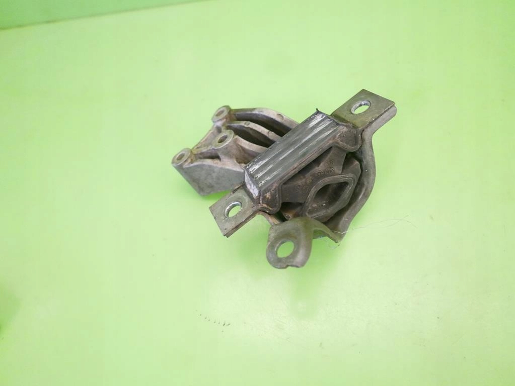 Кронштейн подушка коробки fiat idea i 1.4 16v 03-05 с Разборки