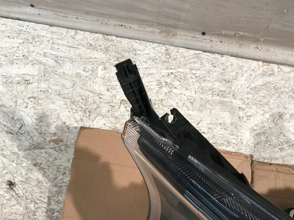 фото №12, Ford transit custom lift лампа левая правая перед