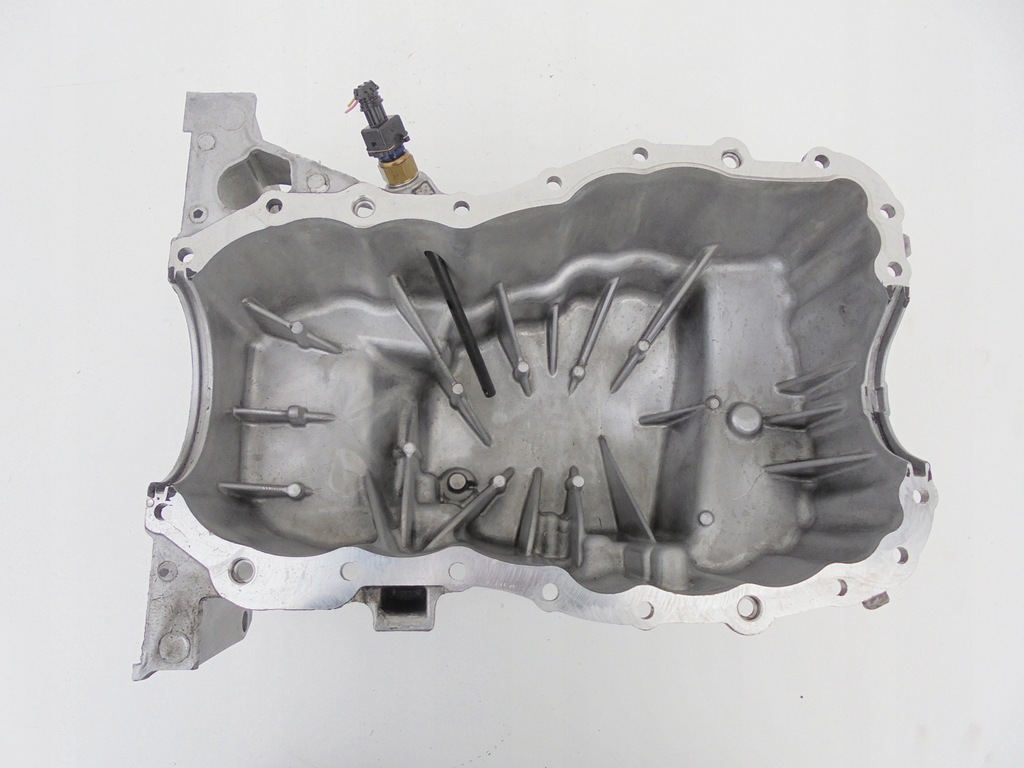 фото №10, Nissan juke поддон масляная 1.5 dci 111105878r