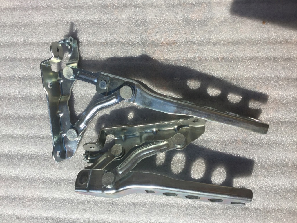 фото №1, Новый oryg kpl петли капот skoda octavia ii