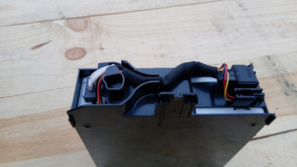 фото №3, Mercedes slk r171 чейнджер дисков cd радио