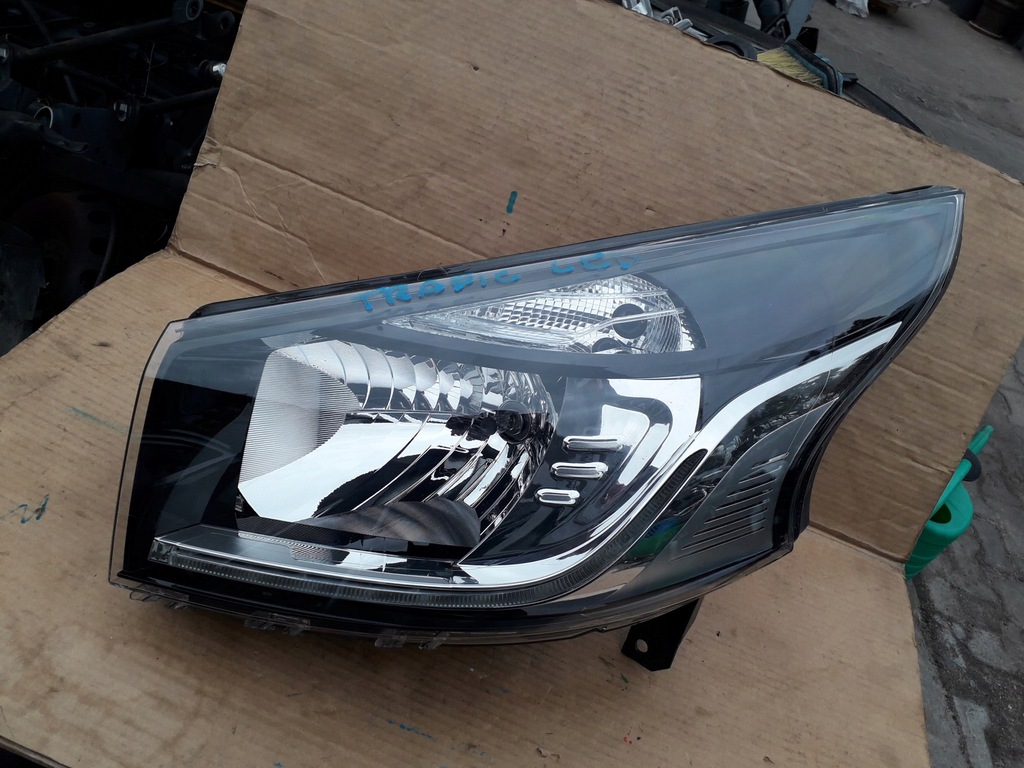 фото №1, Лампа ліва передня renault trafic iii lift led