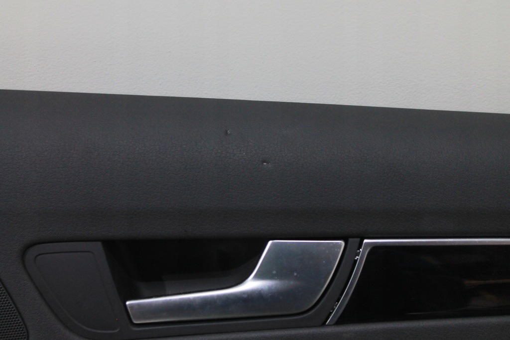 фото №2, Audi a4 b8 обивка дверь правый задняя