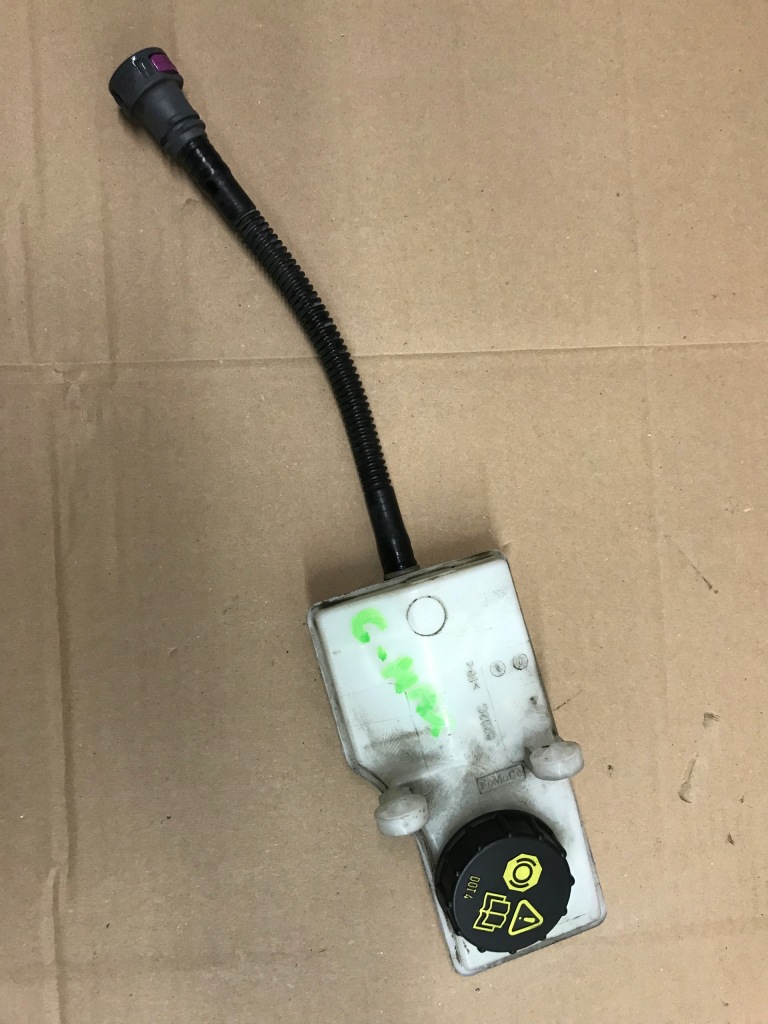 фото №1, C-max ii mk2 бачок рідина гальмівний