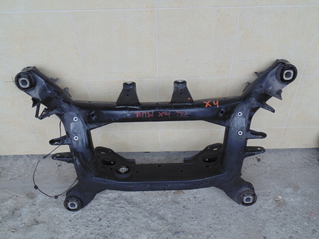 фото №1, Подрамник задняя bmw x4 f26 2016 rok.