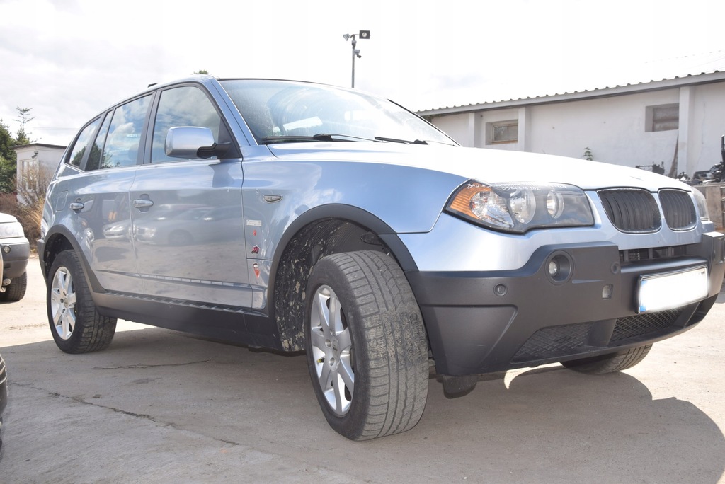 фото №11, Bmw x3 e83 m-pakiet '04 3.0 крышка багажника задняя задняя 896/5