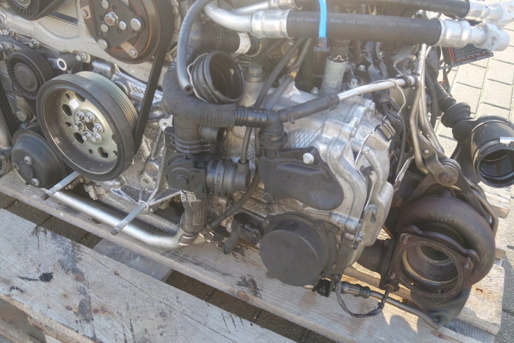 Комплектный  двигатель porsche 991 turbo dab nr39 Недорого