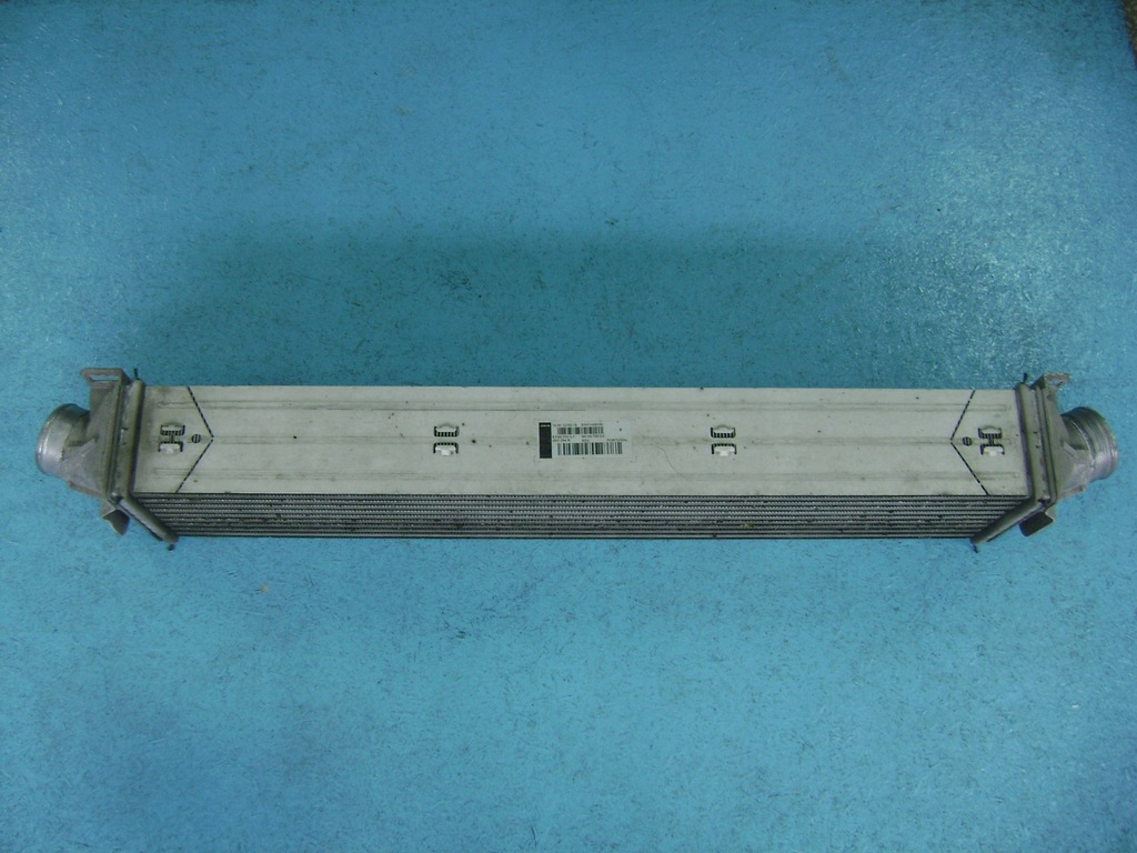 фото №1, Радиатор интеркулер audi 8w0