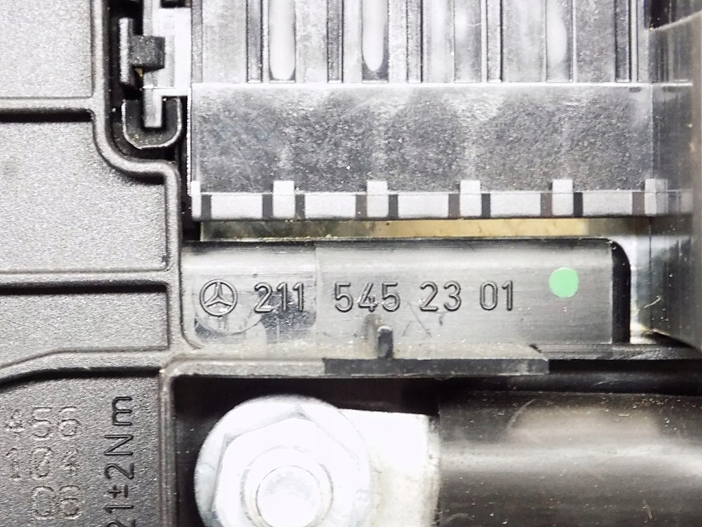 фото №13, Коробка предохранителей - mercedes w211 cls w219