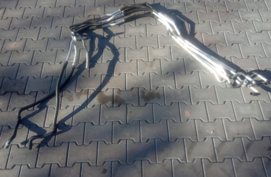 Купити Шланг води vw touareg 7p 7p819885 2010-