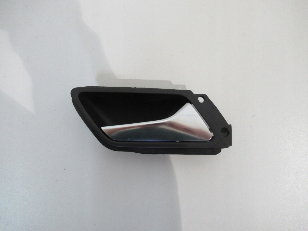 фото №1, Ручка двері правий задня vw jetta 5c 5c6839114a