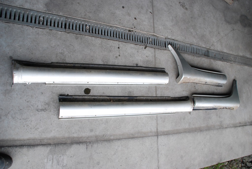 фото №1, Молдинг поріг поріг пластиковий l / p lexus ls430