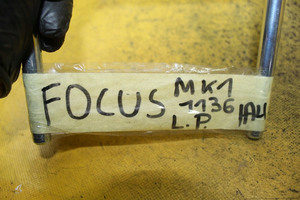 фото №7, Подголовник левый перед ford focus mk1