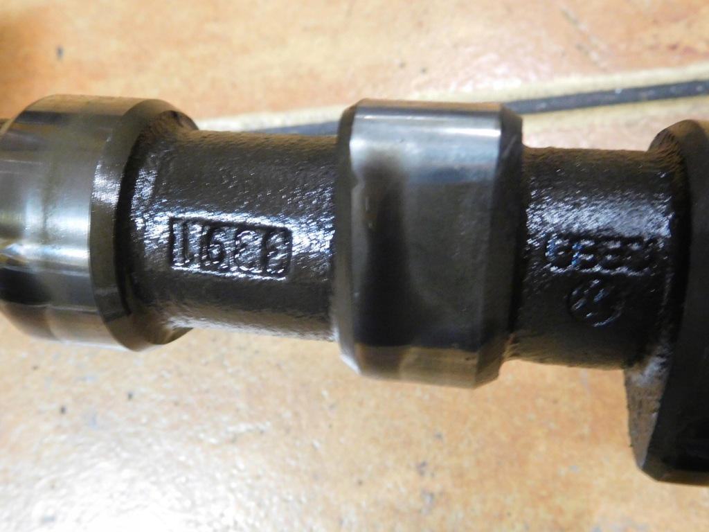 фото №4, Вал розподільного валу a6 c4 2.5 aat