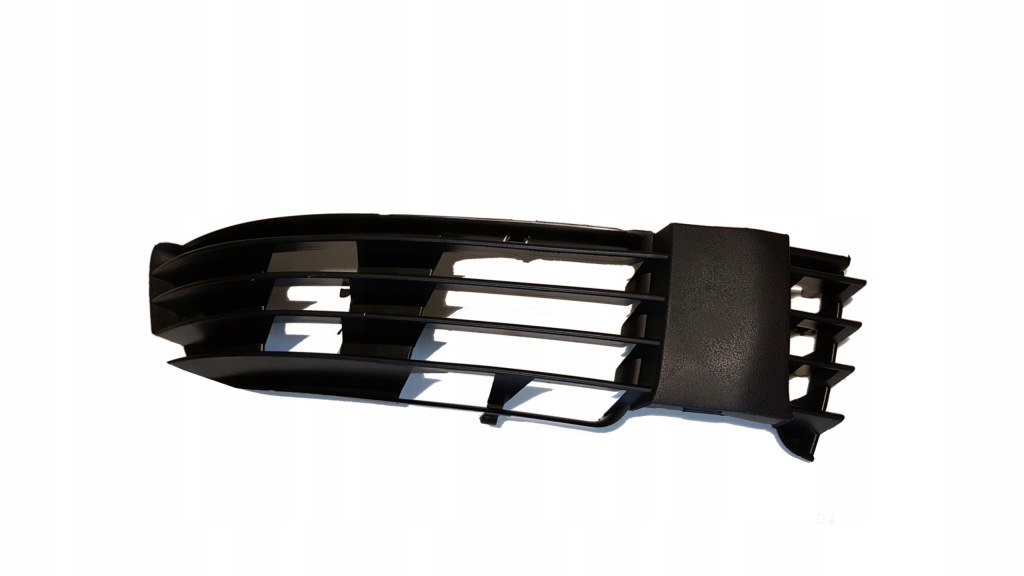 фото №2, Vw passat b5 fl решётка радиатора заглушка решётка противотуманной фары