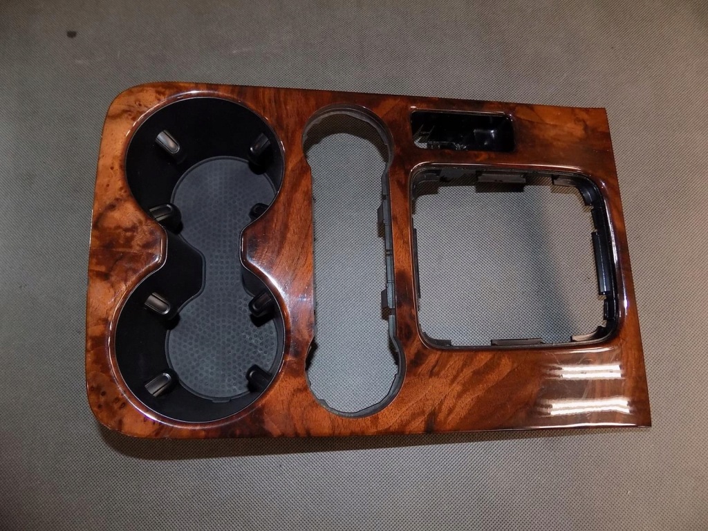 фото №1, Vw touareg 7p рамка передач 7p6858602