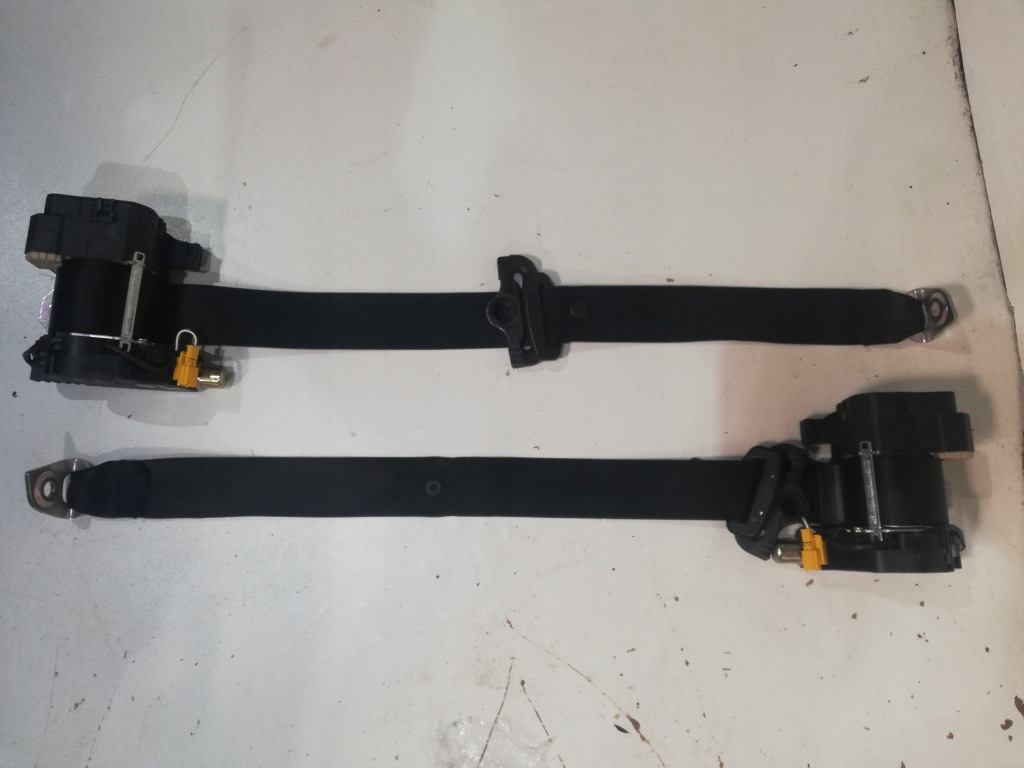 Купить Mercedes s-klasa рестайлинг  подушка безопасности ремень безопасности