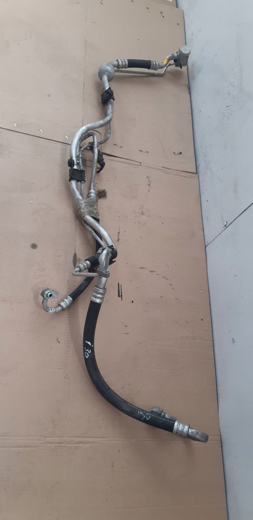 фото №1, Hyundai i30 1,6crdi трубки кондиционера компьютер 08-