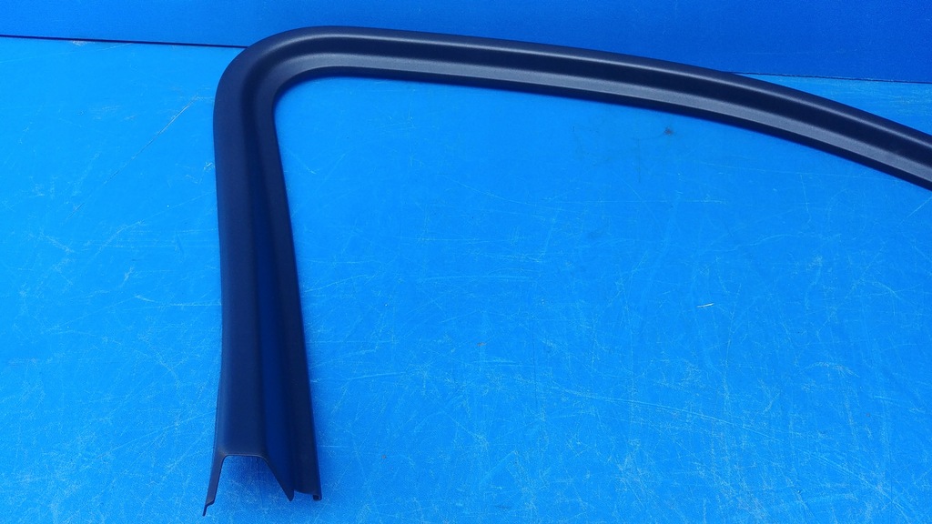 фото №7, Porsche оригинальный номер 7p0867672 7p0867685