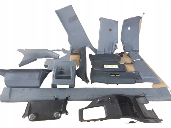 фото №1, Ford ranger 3 wildtrak 17r 3.2 стійки пластики