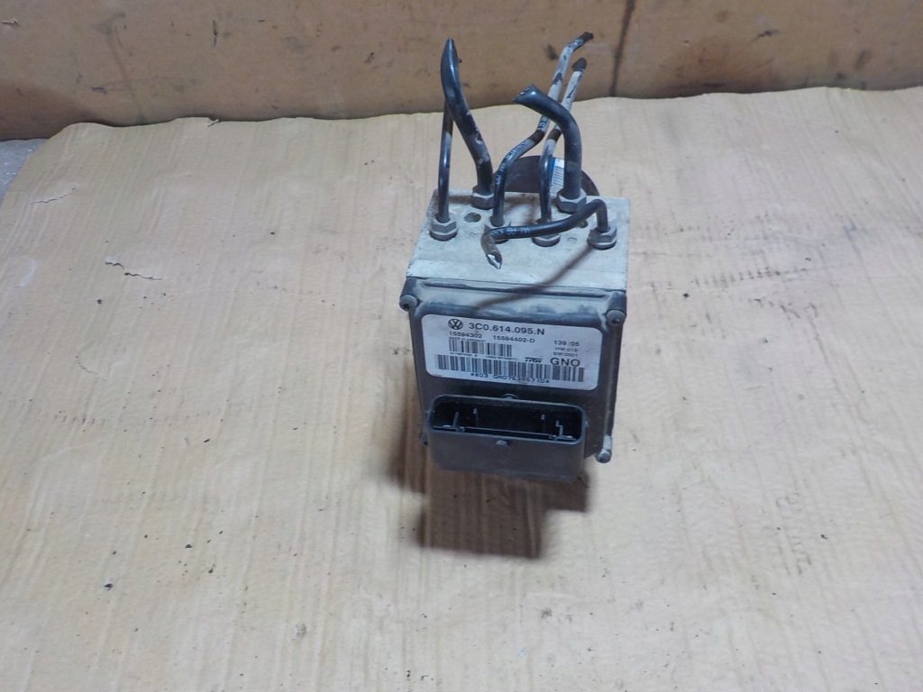 фото №1, Насос abs vw passat b6