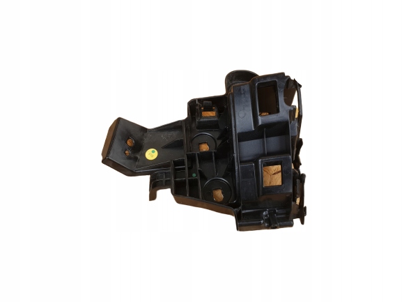 Купити Volkswagen оригінальний номер 760807484 напрямна бампера