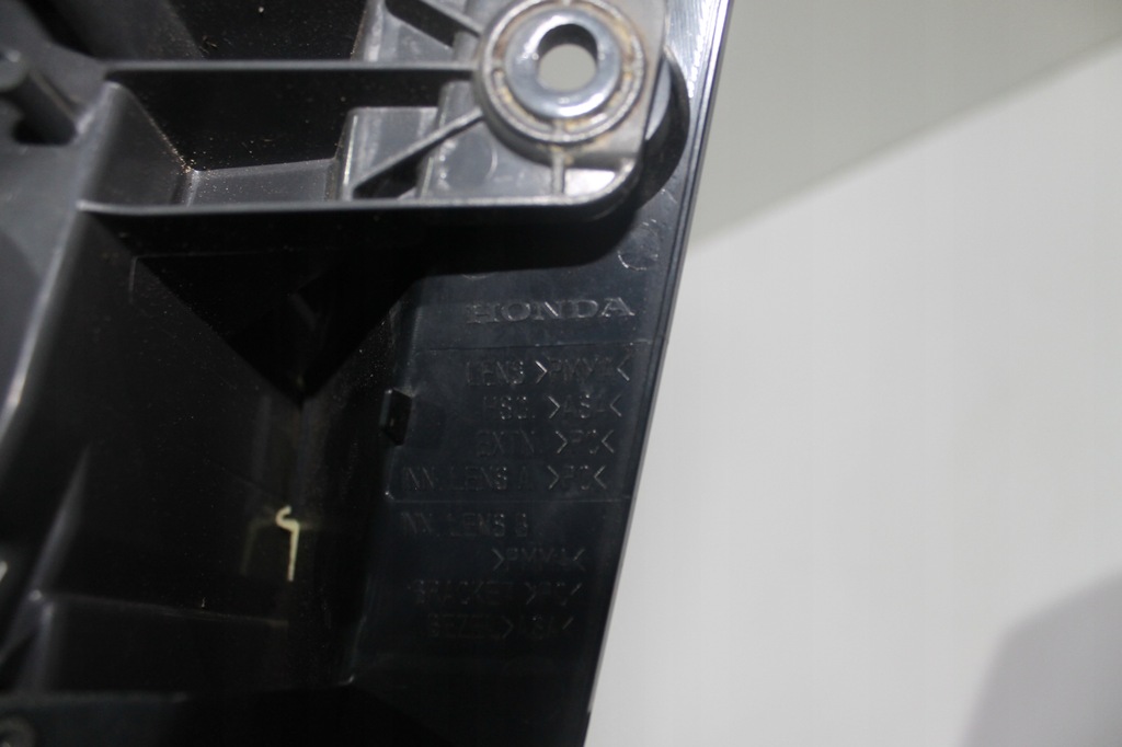 фото №4, Лампа задняя правая honda hr-v 2015-2018 led