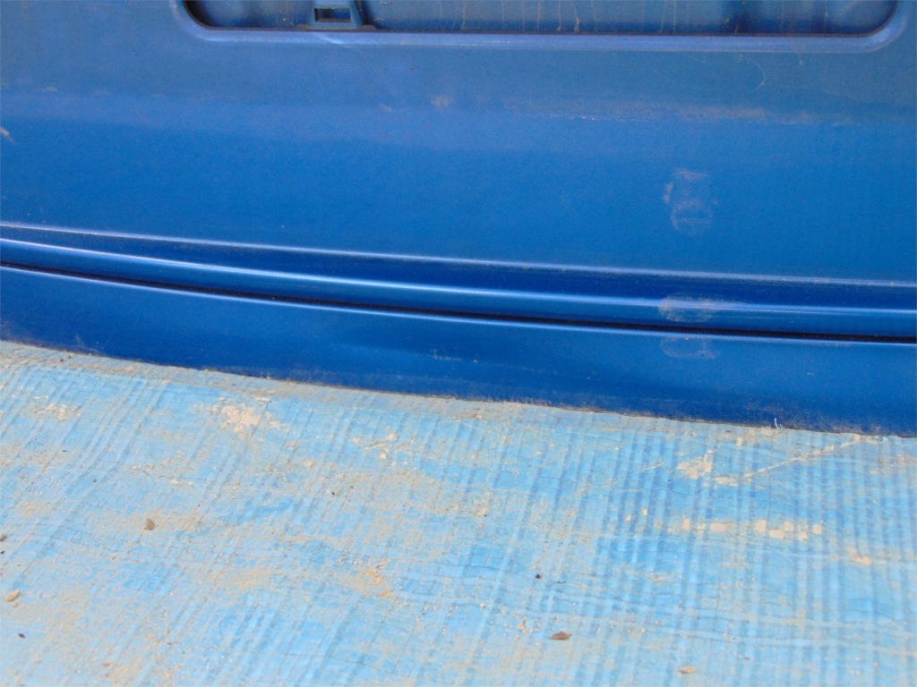 Mitsubishi lancer viii 07- кришка багажника комплектна в Україні