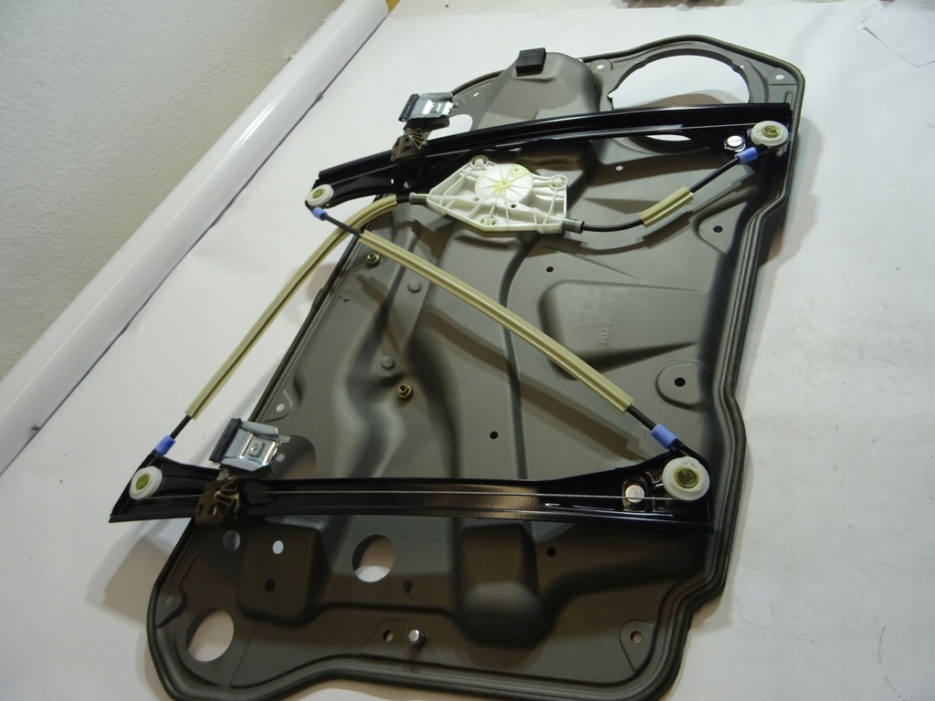 фото №5, Механизм стекло правый перед vw bora 1j4837730ba