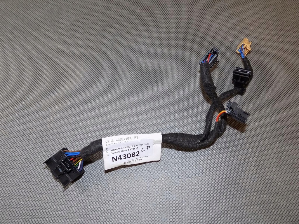 фото №1, Audi a8 4n d5 шланг адаптер 4n0971663a