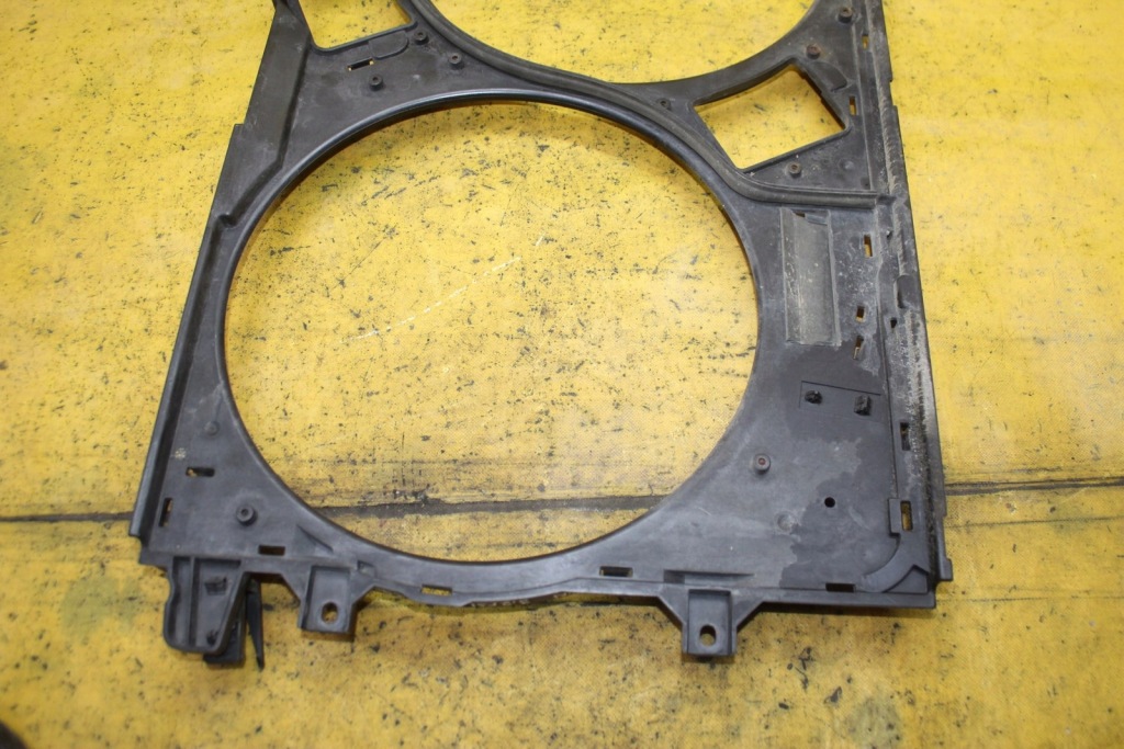 фото №3, Корпус вентилятора vw phaeton 3d0121191j 3.2 fsi