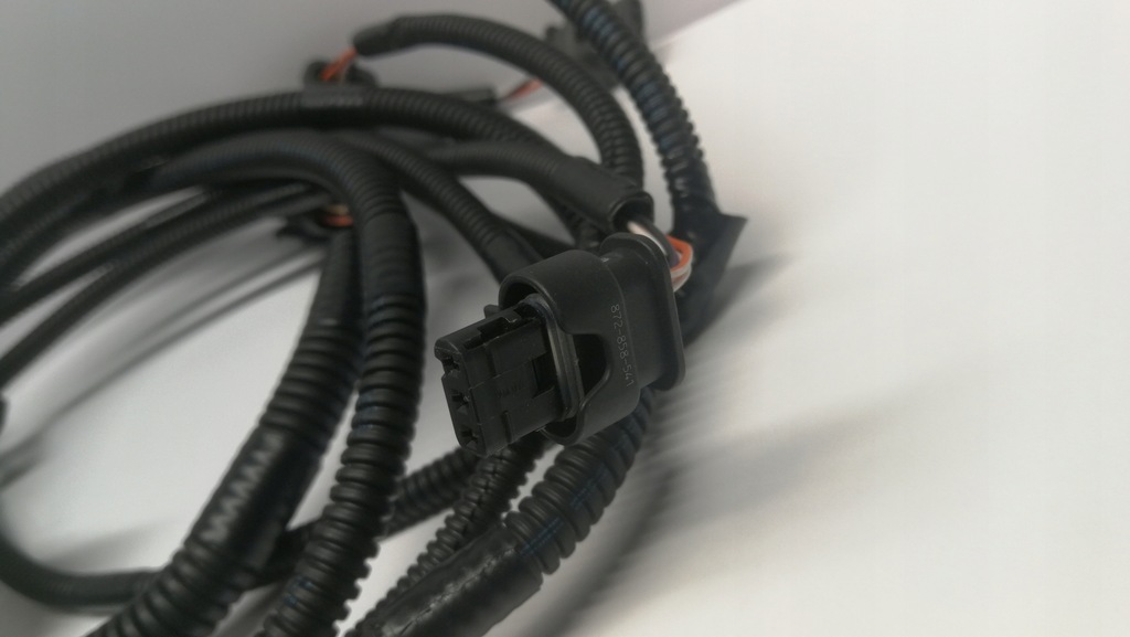 фото №9, Джгут бампера перед 6xpdc audi a4 8w0971095