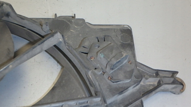 фото №4, Renault scenic i 2.0 16v вентилятор + корпус