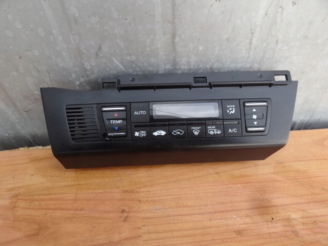 фото №1, Honda civic ix sedan 2012 панель климат-контроль europa