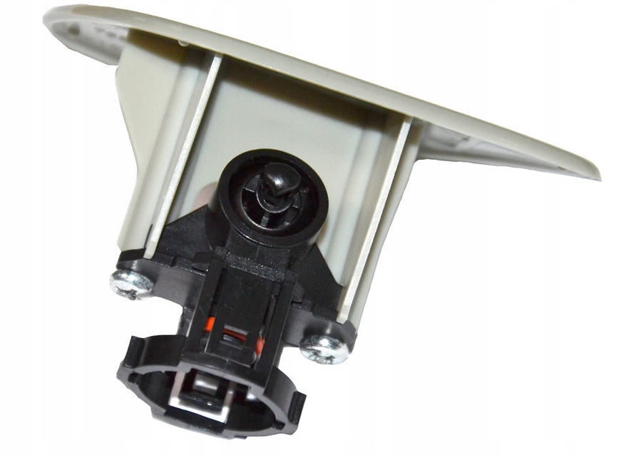 фото №2, Левая заглушка распылителя lexus rx400h